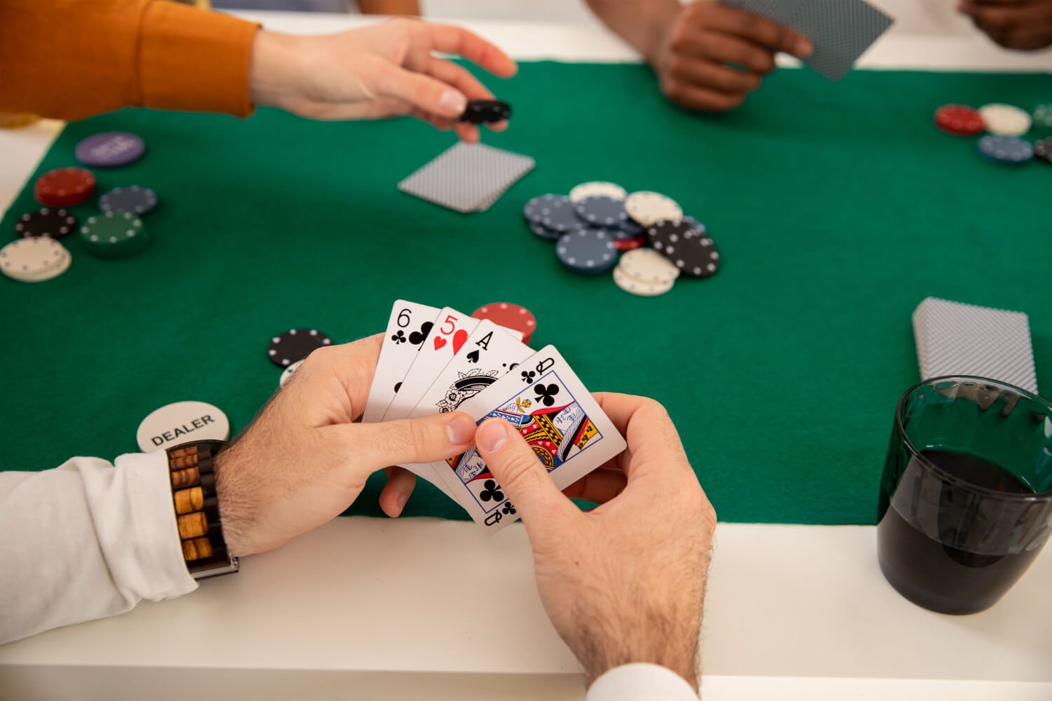 Game Variations Explained: Exploring Different Styles of Online Blackjack